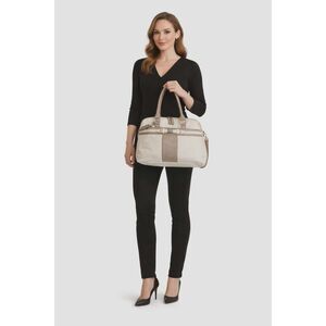 Harvé Benard Leather Shoulder Bag Crossbody Satchel Handbag Purse WOMAN'S WOMENS